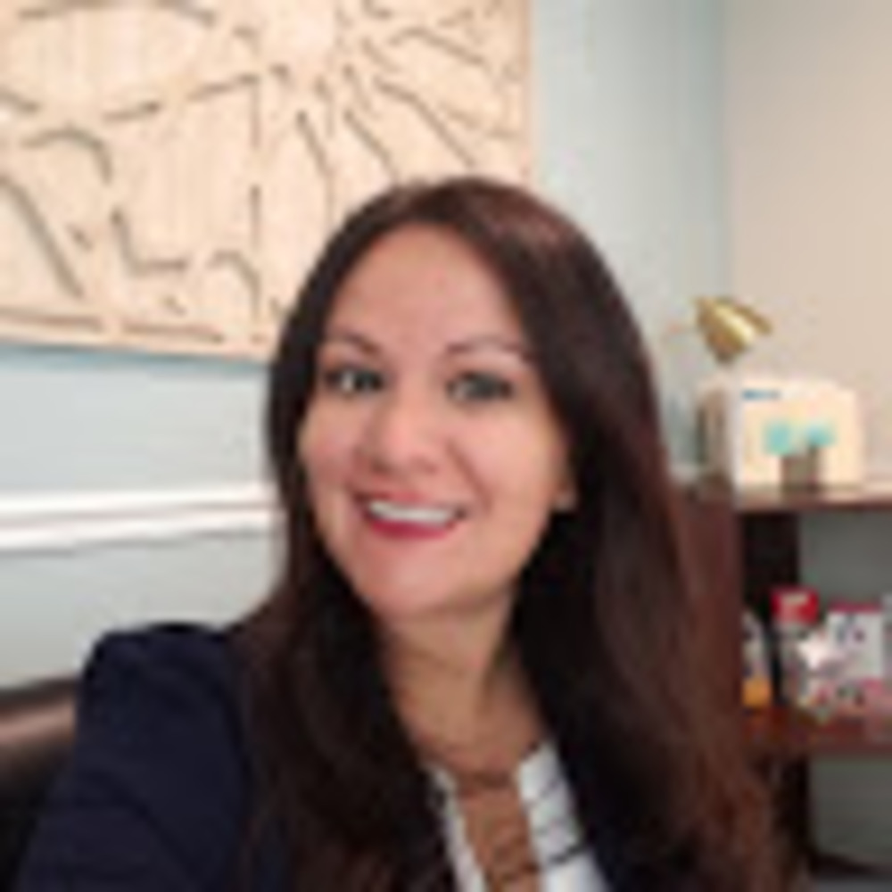 Meet your Posher, Kira